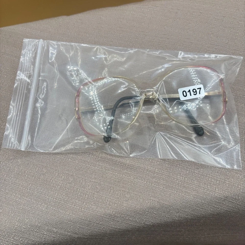 Luxottica Colleen Eyeglasses Women OS Pink Clear Gradient Vintage Librarian-core